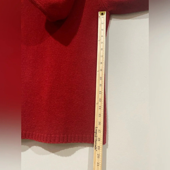 Lands end wool hooded red cardigan womens medium SMALL HOLES - Picture 11 of 12